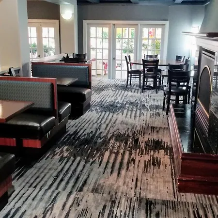 Bel-Aire Hotel Lake Erie-3