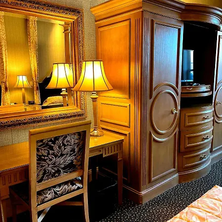 Celebrity Boutique Hotel-3