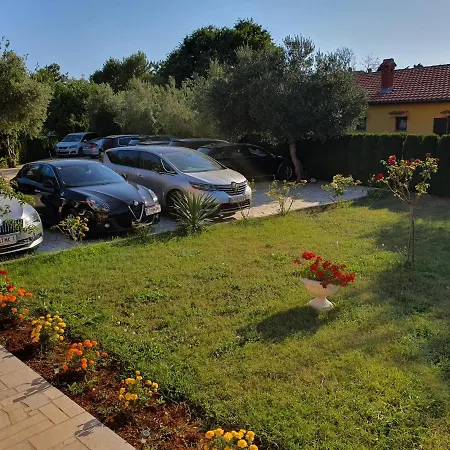 Villa Nikolina-2
