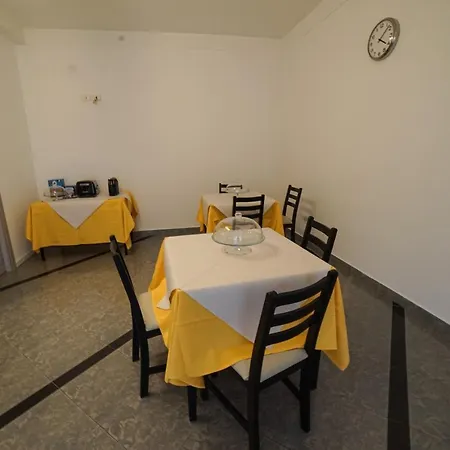 Central Home B&B-3