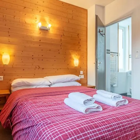 Hotel Les Aravis-2