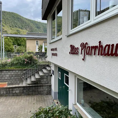 Altes Pfarrhaus-2