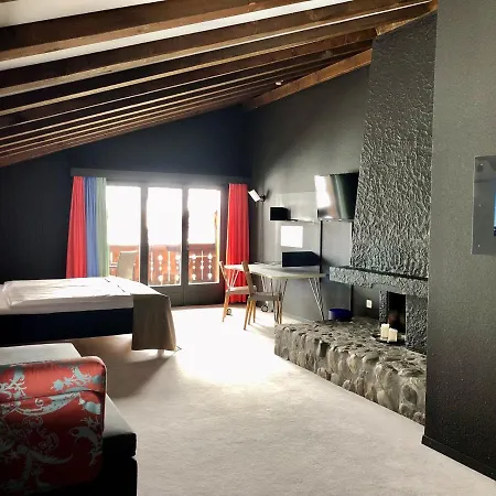 Hotel Alpine Lodge-3