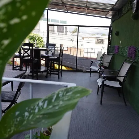 Hostal Guatefriends-3
