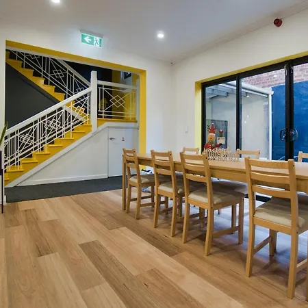 Dreamy Stays Accommodation - Private Rooms With Shared Bathrooms-3
