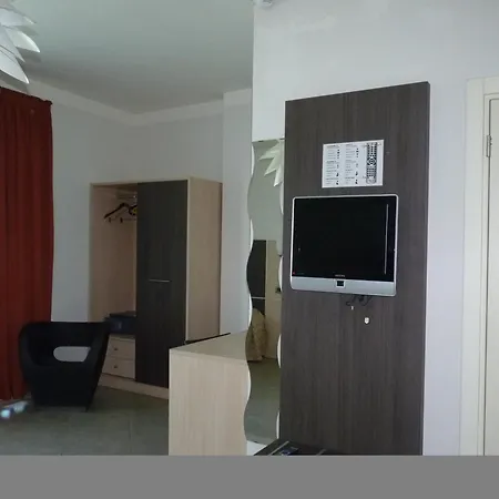 Hotel Lux-3