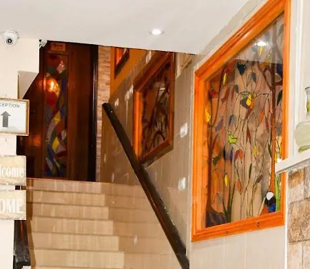 Vitrage Guest House-3