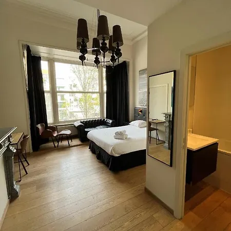 Hotel Le Parisien-3