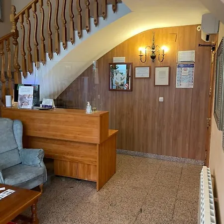 Hotel Moreno-3