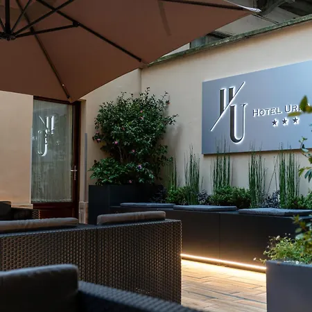 Hotel Urbani-3