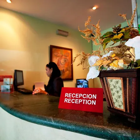 Hotel Discovery-2
