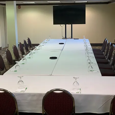 Clarion Hotel & Suites Conference Center Memphis Airport-2