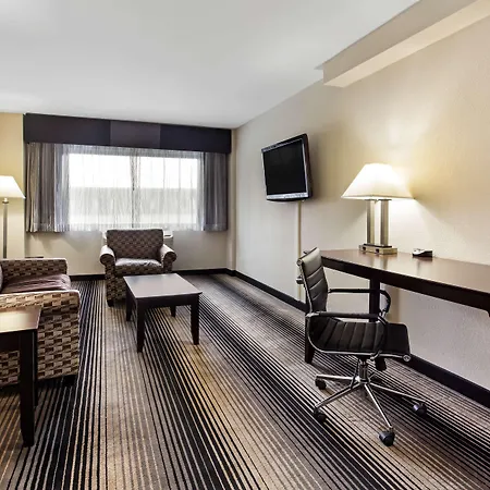 Best Western Plus Hyde Park Chicago Hotel-3