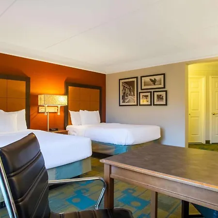 La Quinta By Wyndham Charlotte Airport South-3