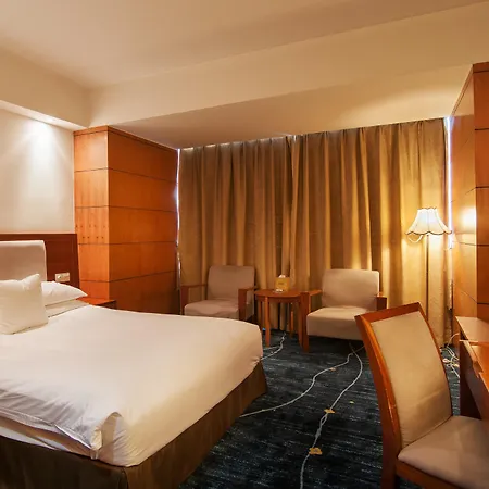 Gloria Plaza Hotel Kangqiao-3