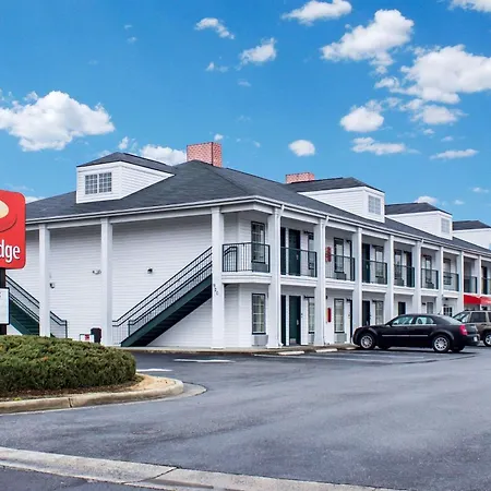 Econo Lodge Greenville Near University-2