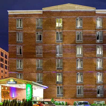 Days Inn By Wyndham Long Island City-2