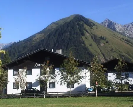 Gaestehaus-Pension Caroline-3