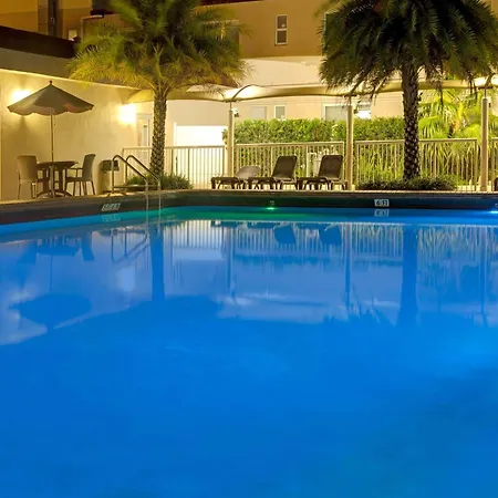 Ramada By Wyndham Miami Springs/Miami International Airport-2