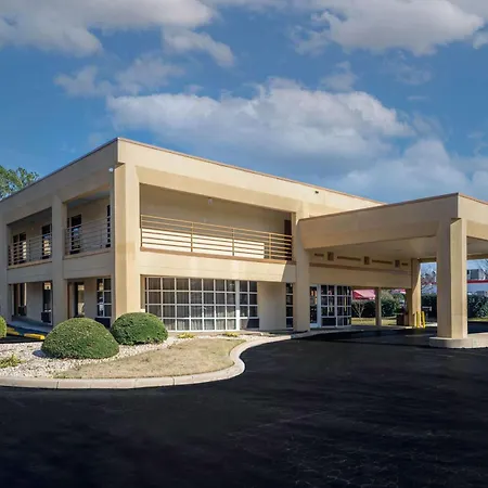 Days Inn By Wyndham Atlanta Stone Mountain-2