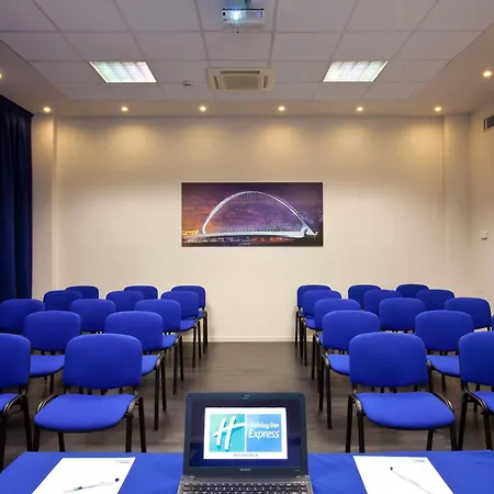 Holiday Inn Express Reggio Emilia By Ihg-3