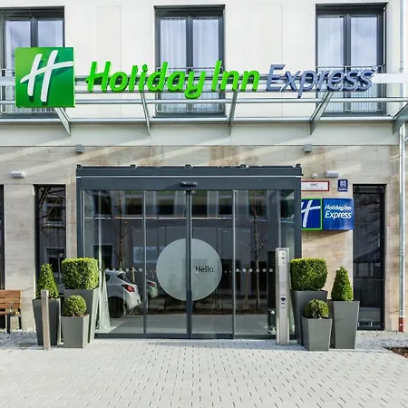 Holiday Inn Express Munich - City East By Ihg-3