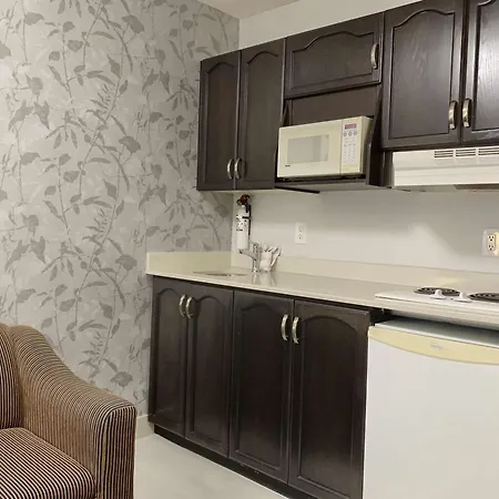 Best Western Plus Regency Inn And Conference Centre-3