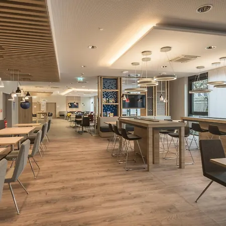 Holiday Inn Express - Wuppertal - Hauptbahnhof By Ihg-3