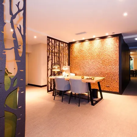 Omid Boutique (Adults Only)-2