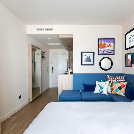 Hampton By Hilton Barcelona Fira Gran Via-3