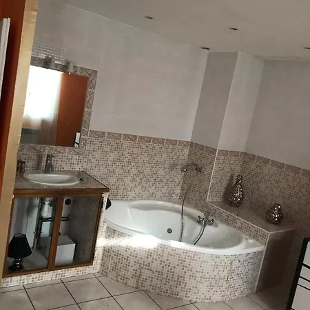 Maison Sainte Marthe-3