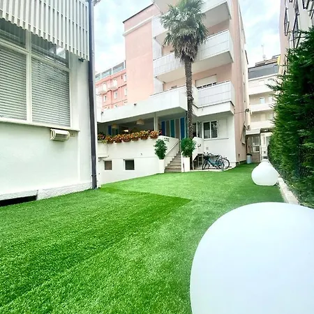 Hotel Amalfi & Dependance-3
