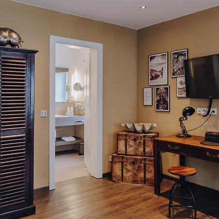 Little 7 - Boutique Hotel-2