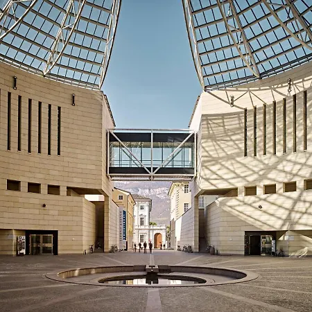 Smart Apartments Palazzo Mazzini-2