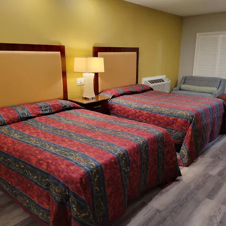 Stadium Inn & Spas-2