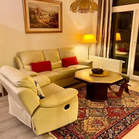 Kurhaus Apartment King Size Bett 180x200-3