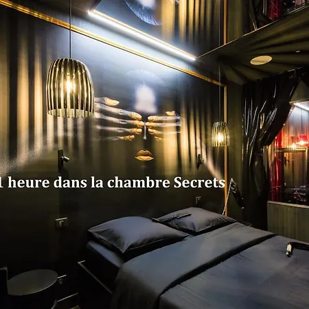 Love Hotel Avec Nuit Insolite Au Dandy Et Jacuzzi Privatise (Adults Only)-3