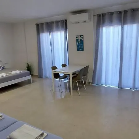 Telhinis Hotel & Apartments-3