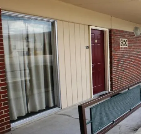 Speedway Inn-2