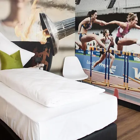 Ru Hotel By Wmm Hotels-3