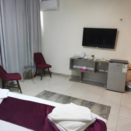 Golden Plaza Hotel-3