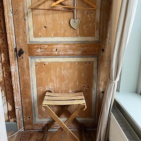 B&B De Kamer Hiernaast-3