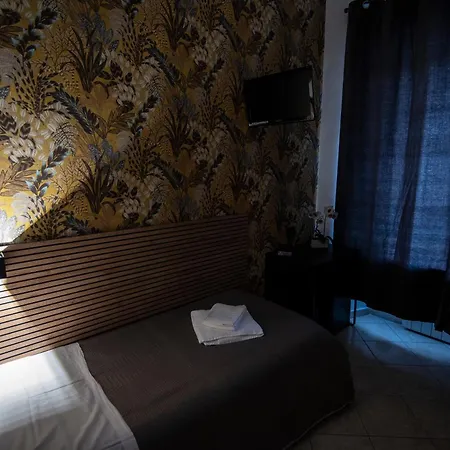 Hotel Dell'Urbe-3