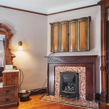 Cedar Crest Inn-2