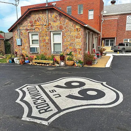 Rockwood Motor Court-3