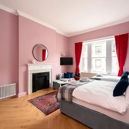 Queen Charlotte Guesthouse-3