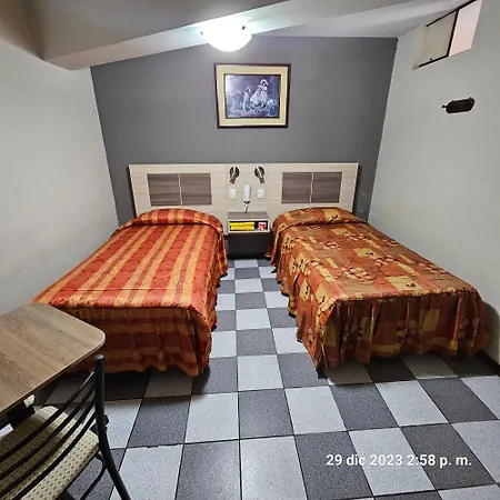 Hostal La Cascada-2