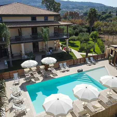 Villa D'Aquino-2
