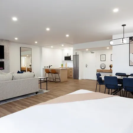 Strata Hotel-2