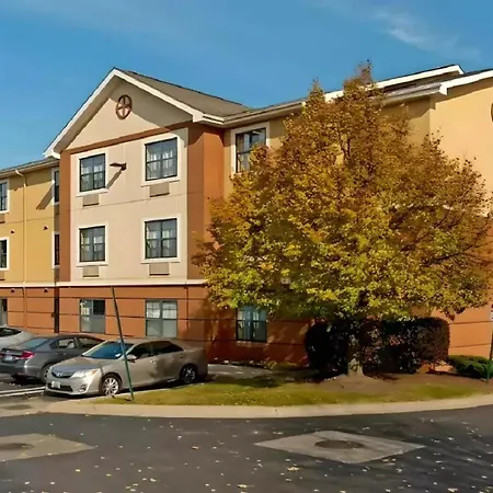 Suburban Studios Auburn Hills - Detroit-2